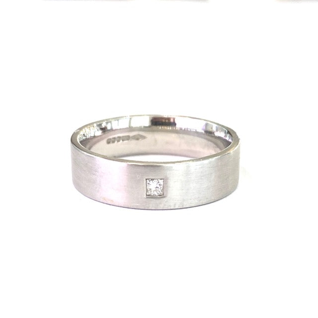 9ct White Gold Diamond 6mm Matt Finish Wedding Ring Size T