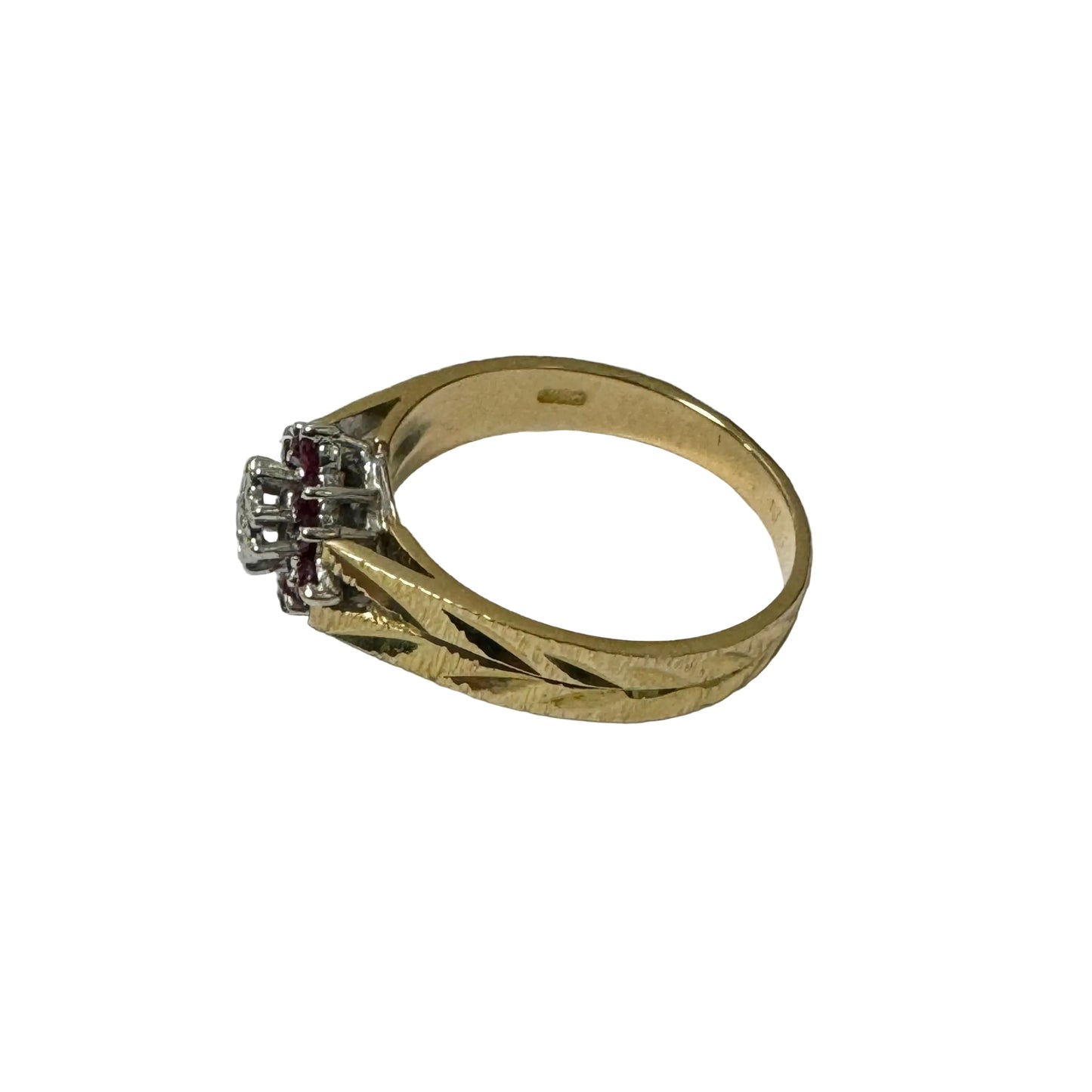 18ct Yellow Gold Ruby & Diamond Cluster Ring Pre Loved