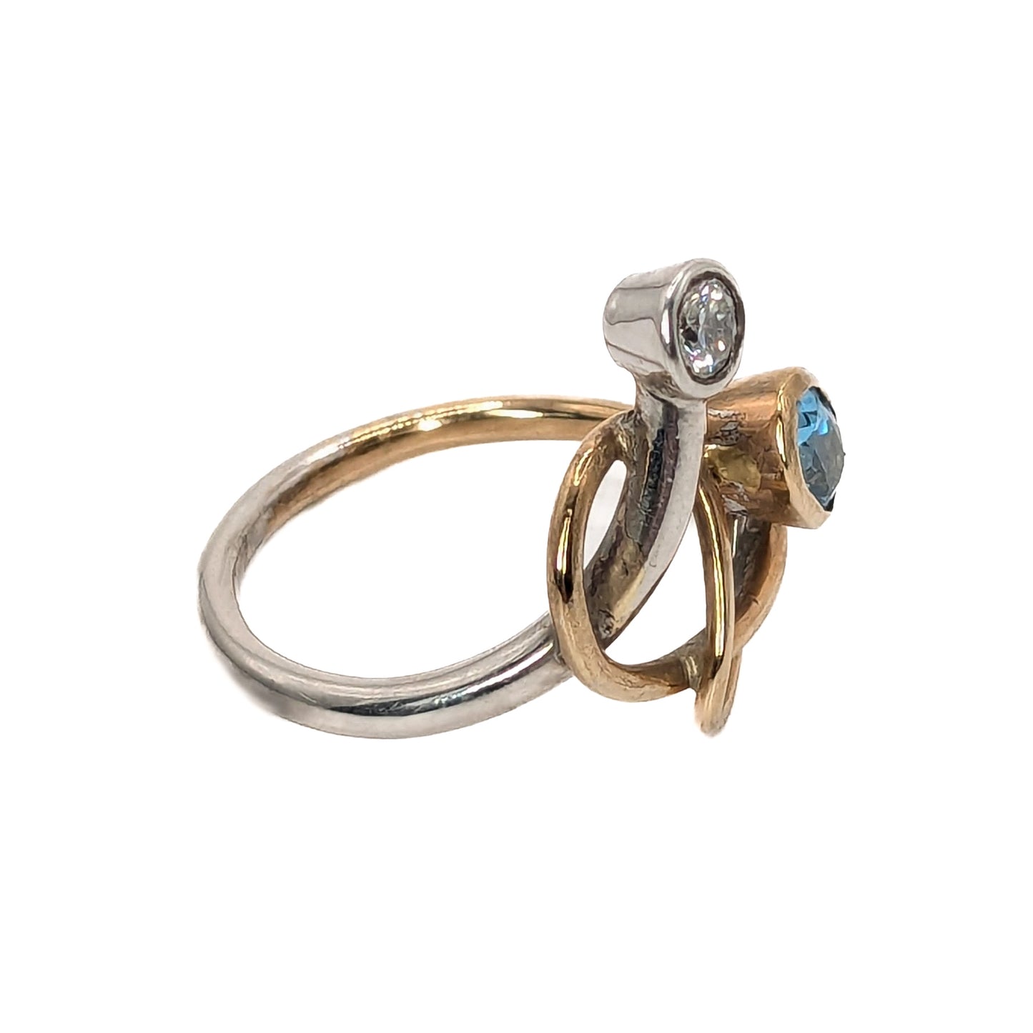 9ct Gold Two Toned Diamond & Blue Topaz Set Ring Pre Loved