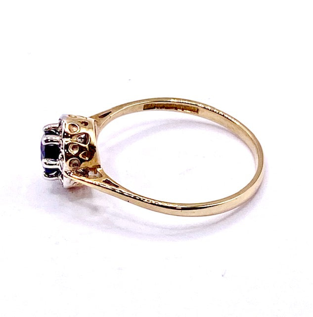 9ct Yellow Gold Sapphire & Diamond Cluster Ring Pre Loved