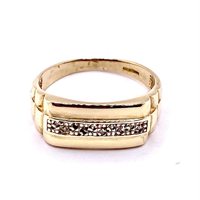 9ct Yellow Gold Diamond Set Dress Ring Pre Loved