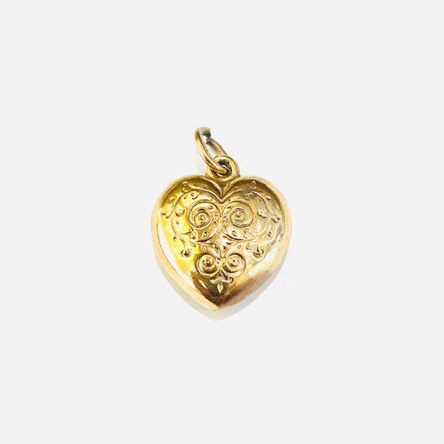 9ct Yellow Gold Engraved Hollow Heart Charm Pre Loved