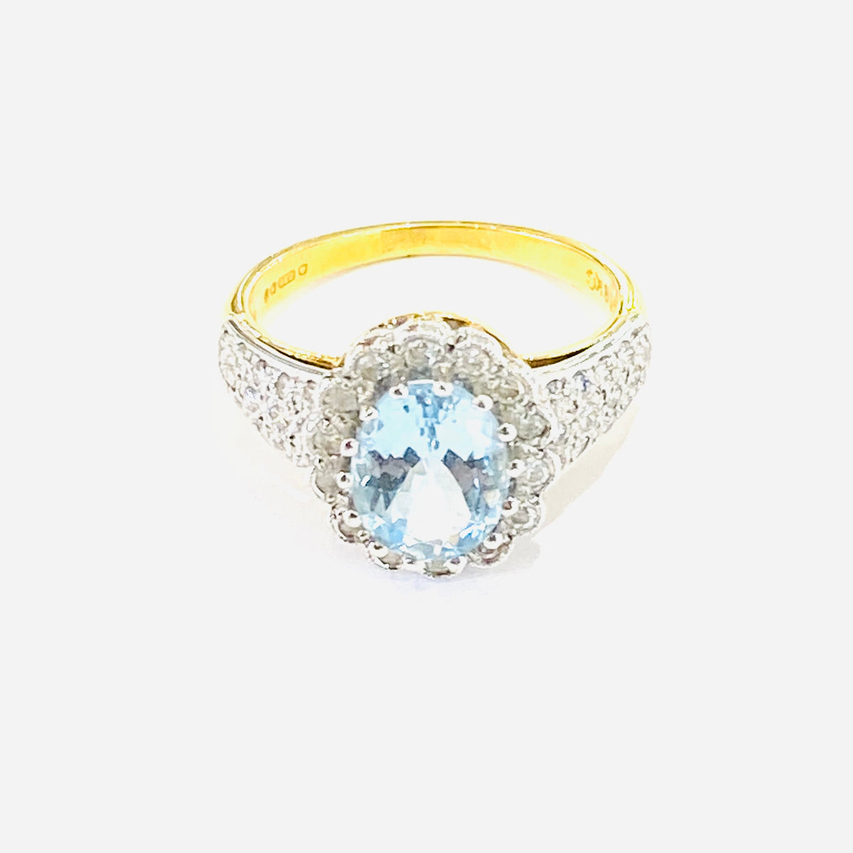 18ct Yellow Gold Aquamarine & Diamond Dress Ring
