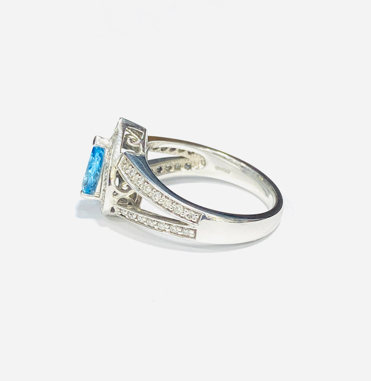 9ct White Gold Blue Topaz & Diamond Cluster Ring