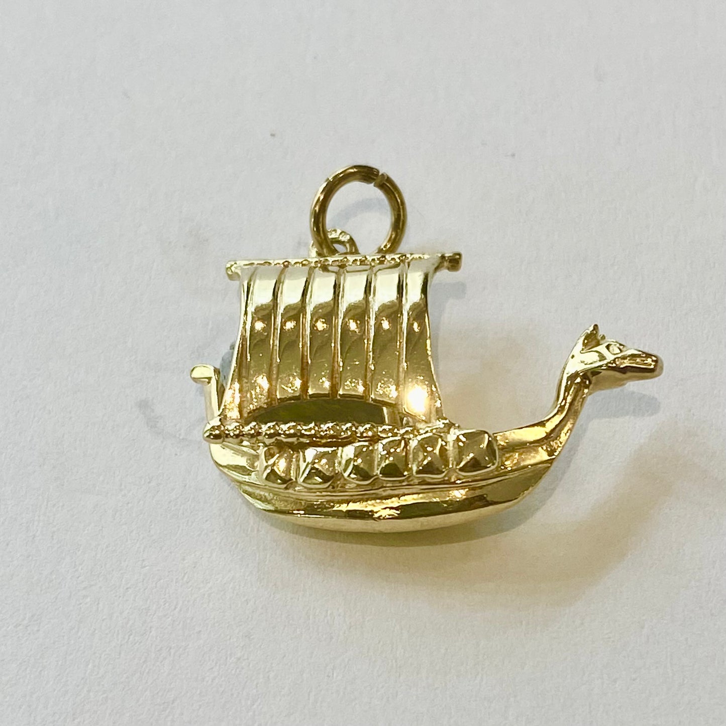 9ct Y/G Viking Ship charm Pre-Loved
