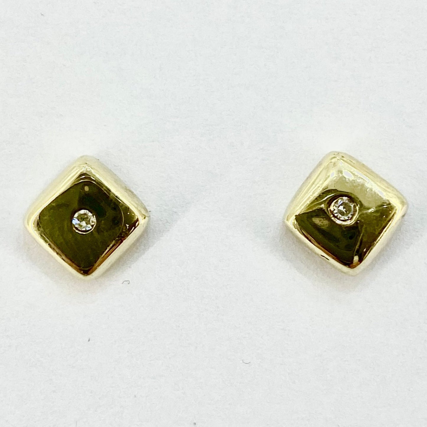 10ct Yellow Gold Diamond Set Stud Earrings Pre-Loved