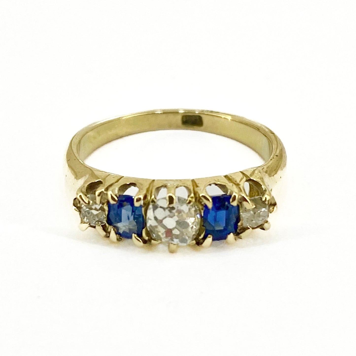 18ct Yellow Gold Sapphires and Diamonds Ring Pre Loved