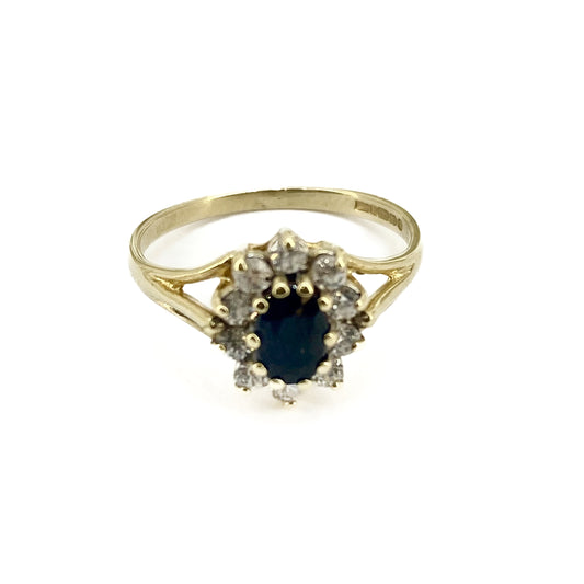 9ct Yellow Gold Sapphire and CZs Set Cluster Ring Pre Loved