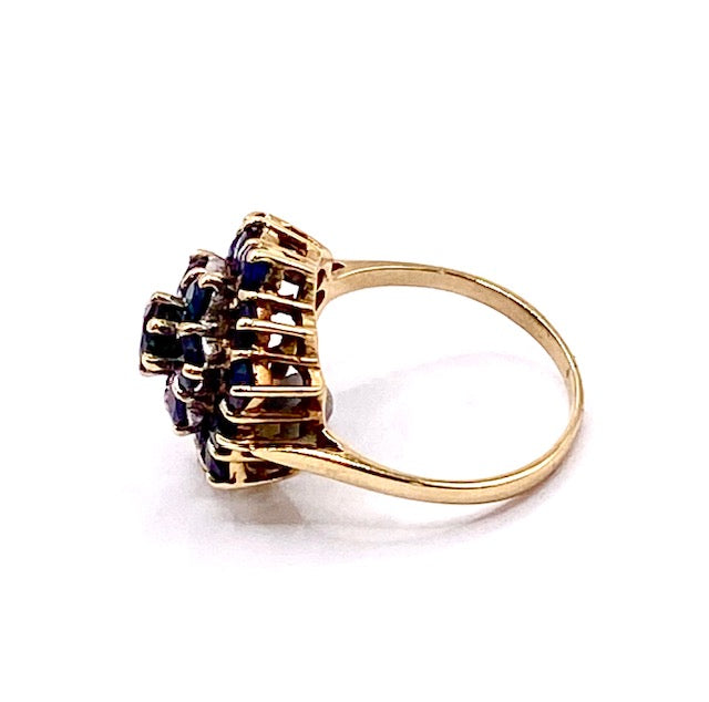 9ct Yellow Gold Sapphires Cluster Ring Pre Loved