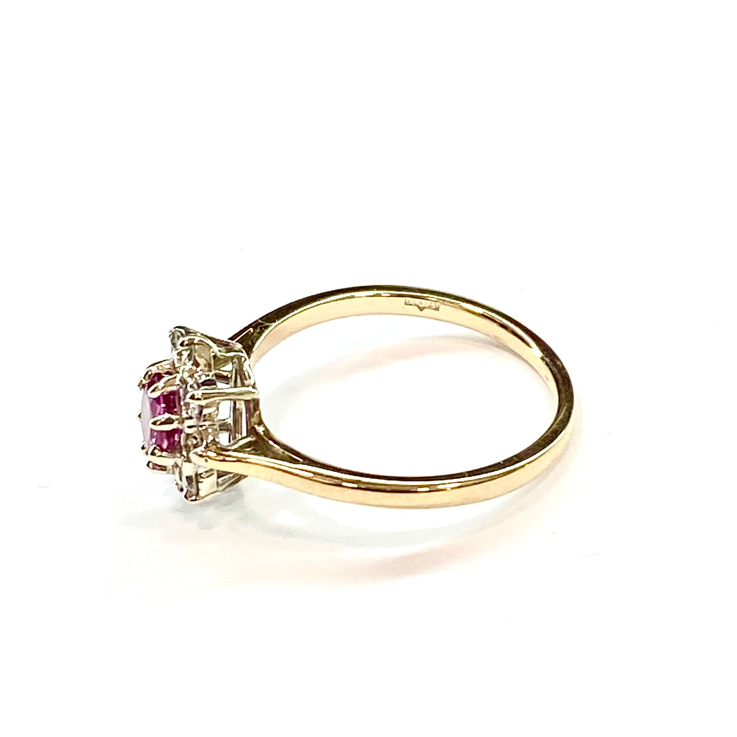 9ct Ruby and Diamond Cluster Ring Preloved