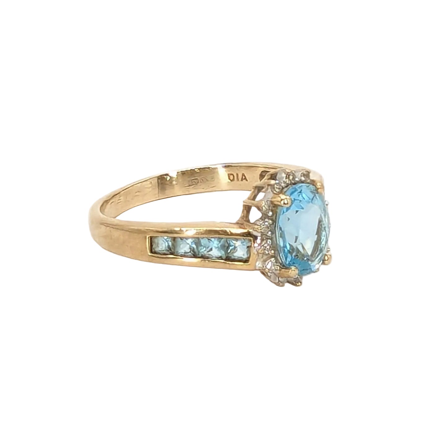 9ct Yellow Gold Blue Topaz and Diamonds Cluster Ring Pre Loved
