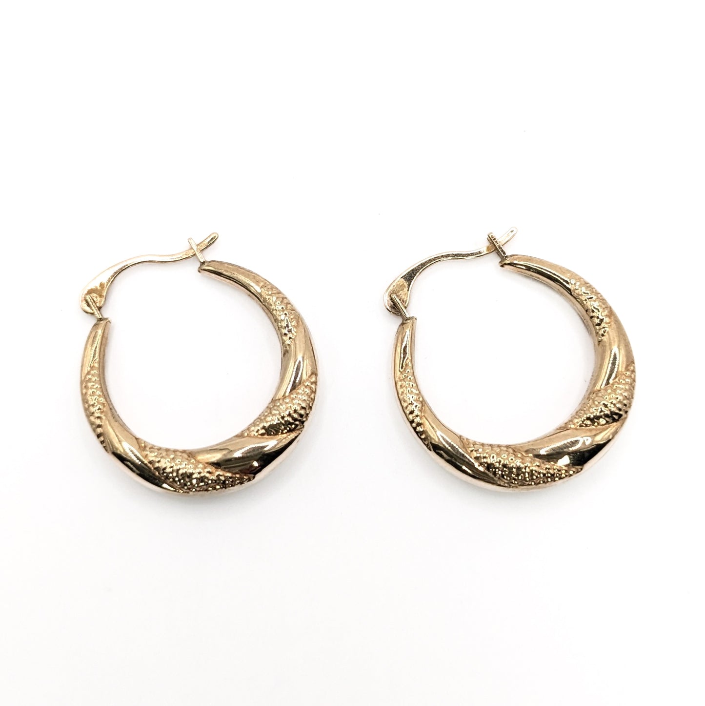 9ct Yellow Gold Pattern Hoop Earrings Preloved