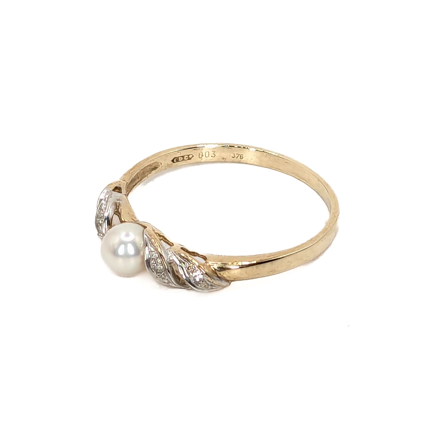 9ct Yellow Gold Pearl and Diamonds Dress Ring Pre Loved