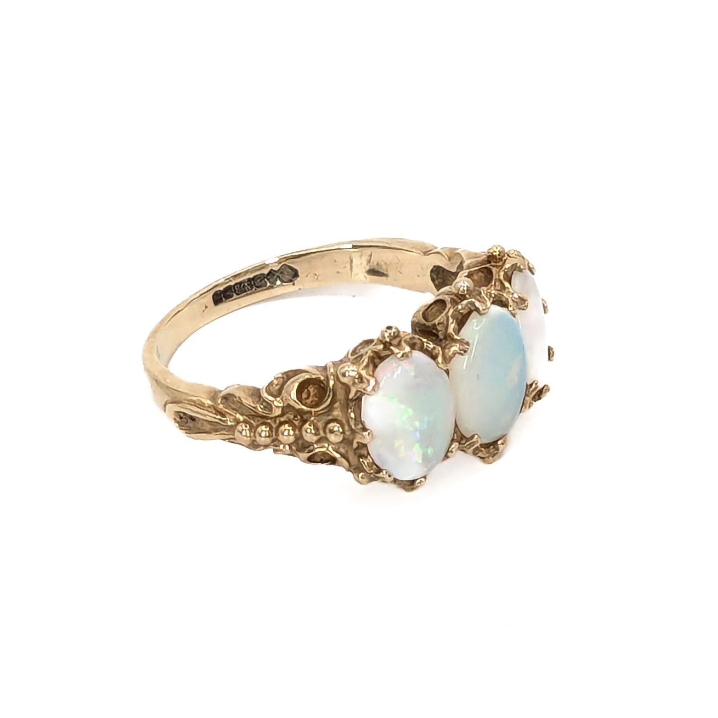 9ct Yellow Gold 3 Opal Set Ring - Pre-Loved Ref PLR32