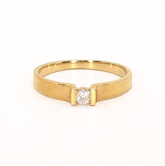 18ct Yellow Gold Solitaire Diamond Ring