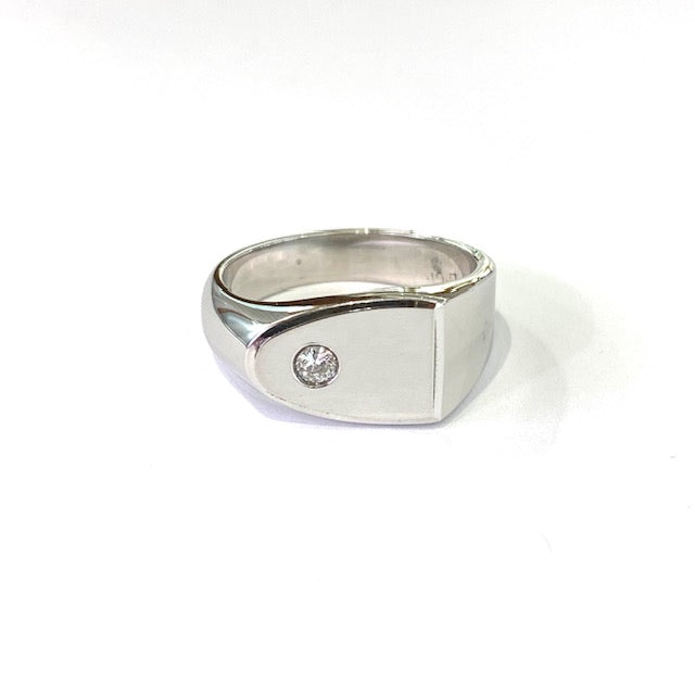 9ct White Gold Diamond Signet Ring Size T