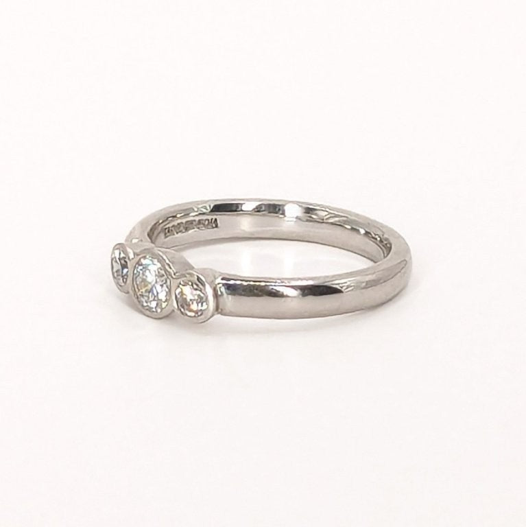 18ct White Gold 3 Diamond Trilogy Ring
