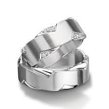 Furrer Jacot 18ct White Gold 8mm Diamond Set Wedding Ring