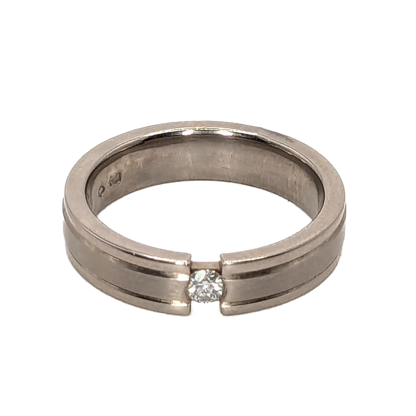 Furrer Jacot 18ct White Gold Diamond Set Polished and Matt Finish 4.5mm Wedding Ring