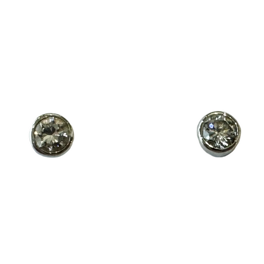 18ct White Gold Diamond Set Stud Earrings Pre-Loved