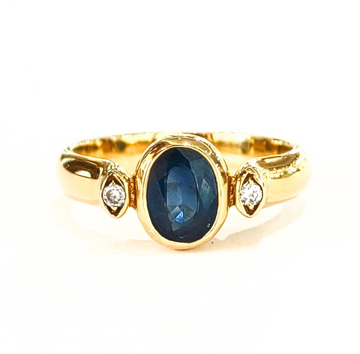 18ct Yellow Gold Sapphire & Diamond Dress Ring