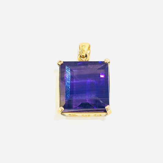 9ct Yellow Gold Amethyst Set Pendant Preloved