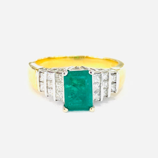 18ct Yellow Gold Emerald & Diamond Dress Ring