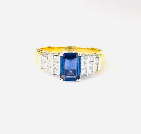 18ct Yellow Gold Sapphire & Diamond Dress Ring