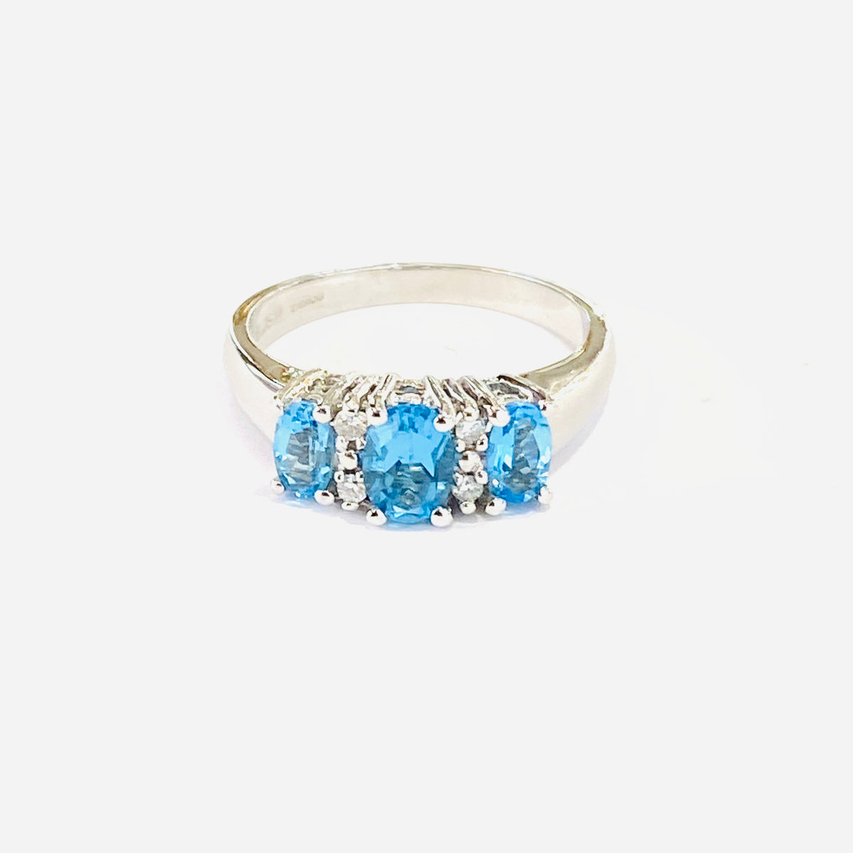 9ct White Gold Blue Topaz & Diamond Dress Ring