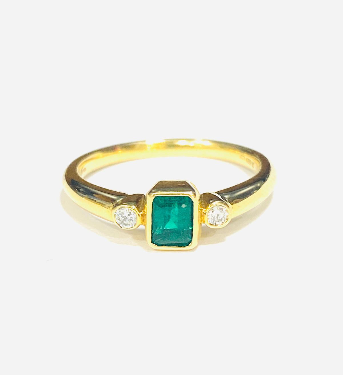 18ct Yellow Gold Emerald & Diamond Trilogy Ring