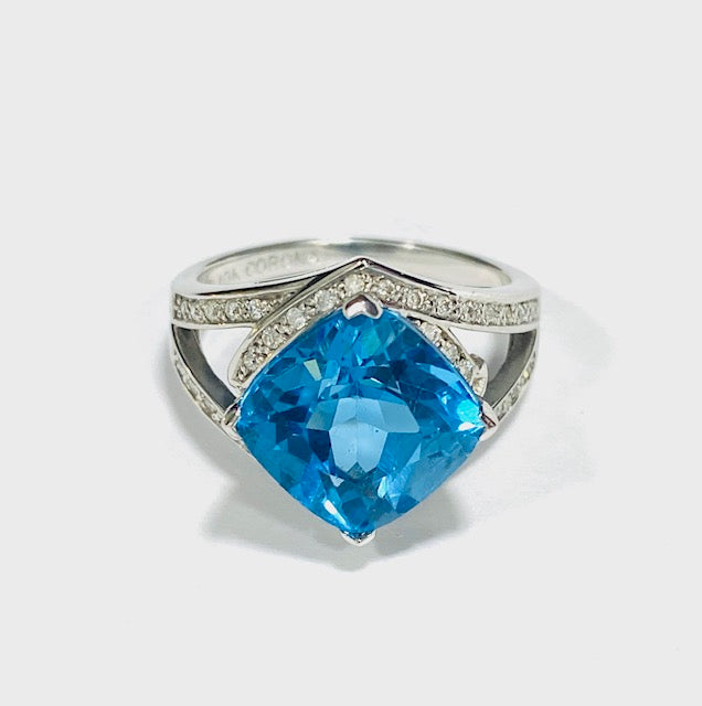9ct White Gold Blue Topaz & Diamond Dress Ring