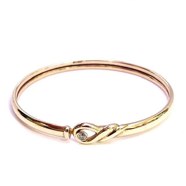 9ct Yellow Gold Diamond Set Bangle Pre-oved