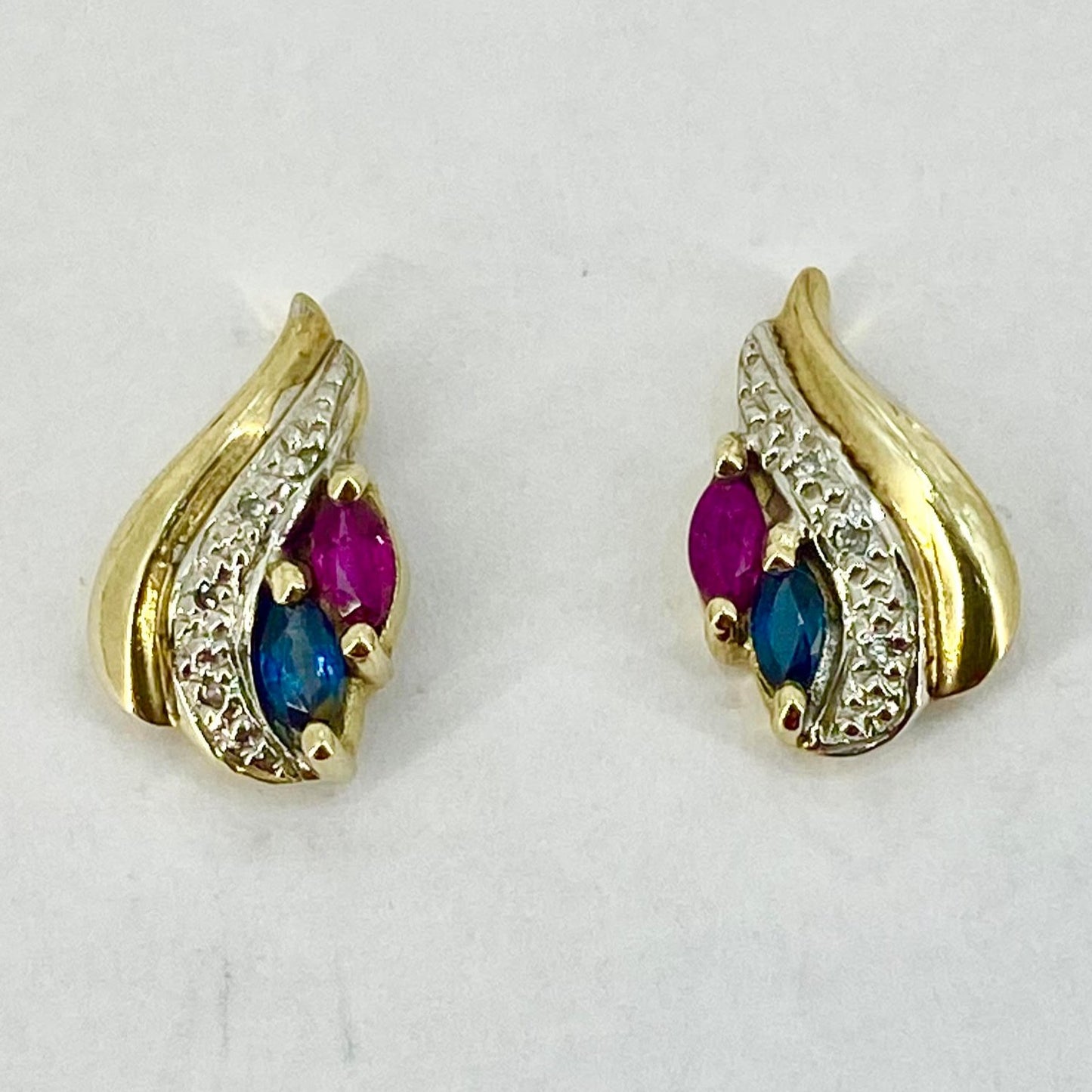 9ct Yellow Gold Ruby and Sapphire Stud Earrings Pre Loved