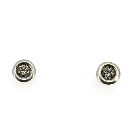 9ct White Gold Diamond Set Stud Earrings Pre Loved