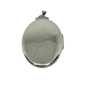 Silver Large Oval Patterned Locket Pre Loved