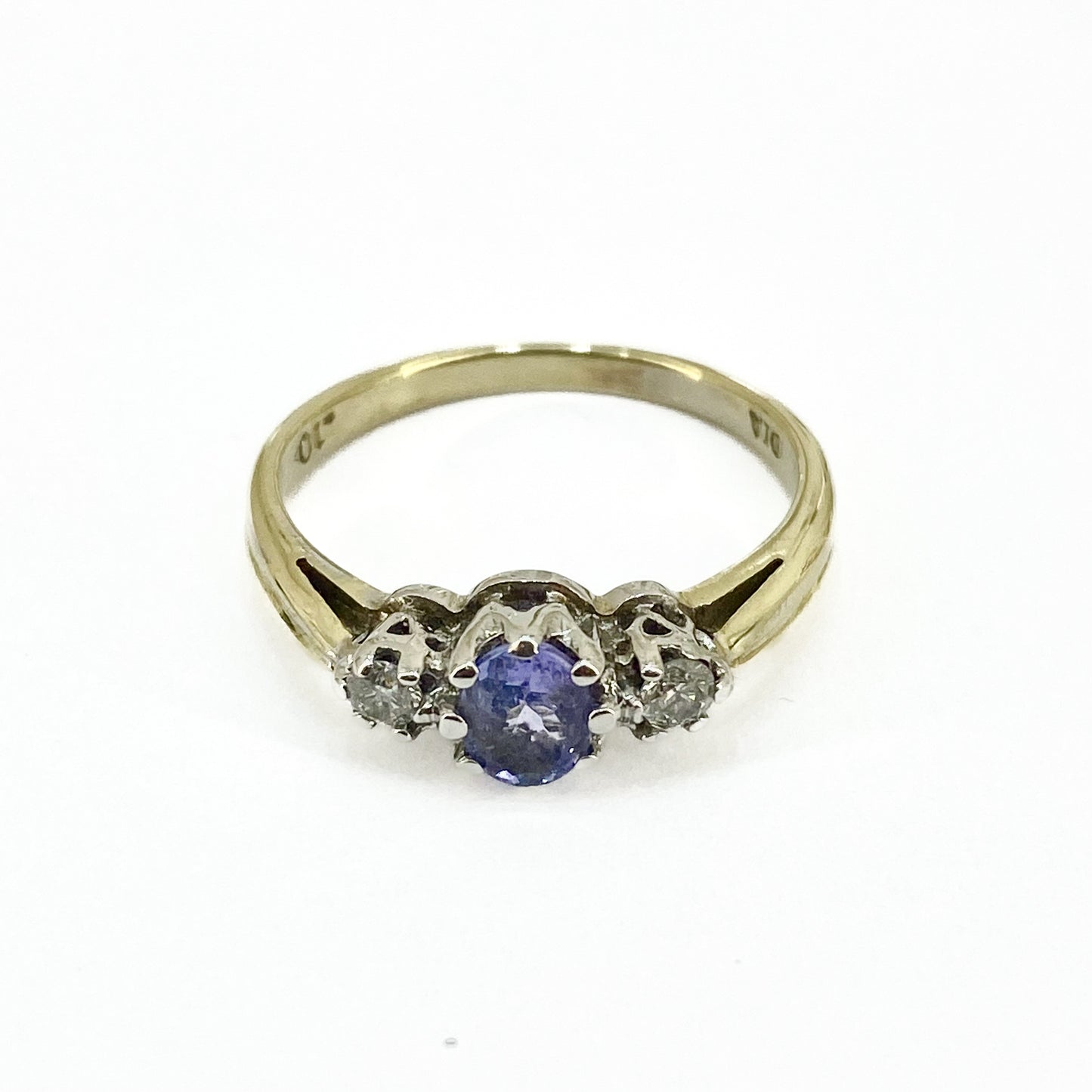 9ct Yellow Gold Pale Tanzanite and Diamonds Set Ring  Pre Loved