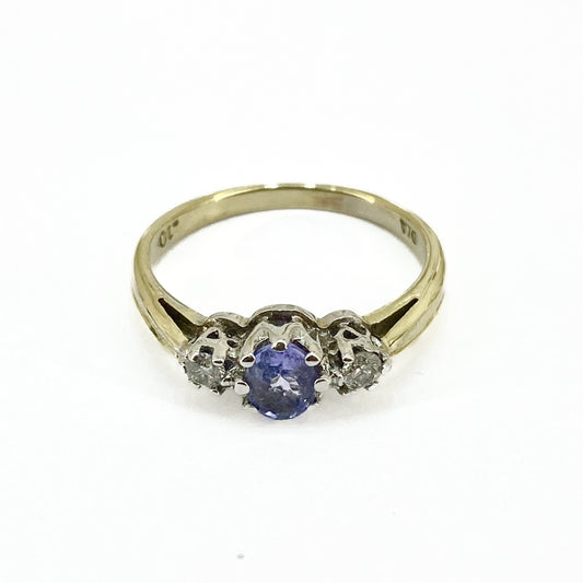 9ct Yellow Gold Pale Tanzanite and Diamonds Set Ring  Pre Loved