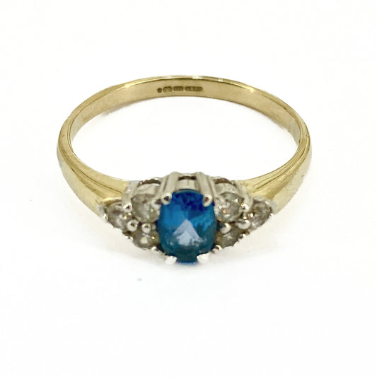 9ct Yellow Gold Blue Topaz and CZ Set Ring Pre Loved