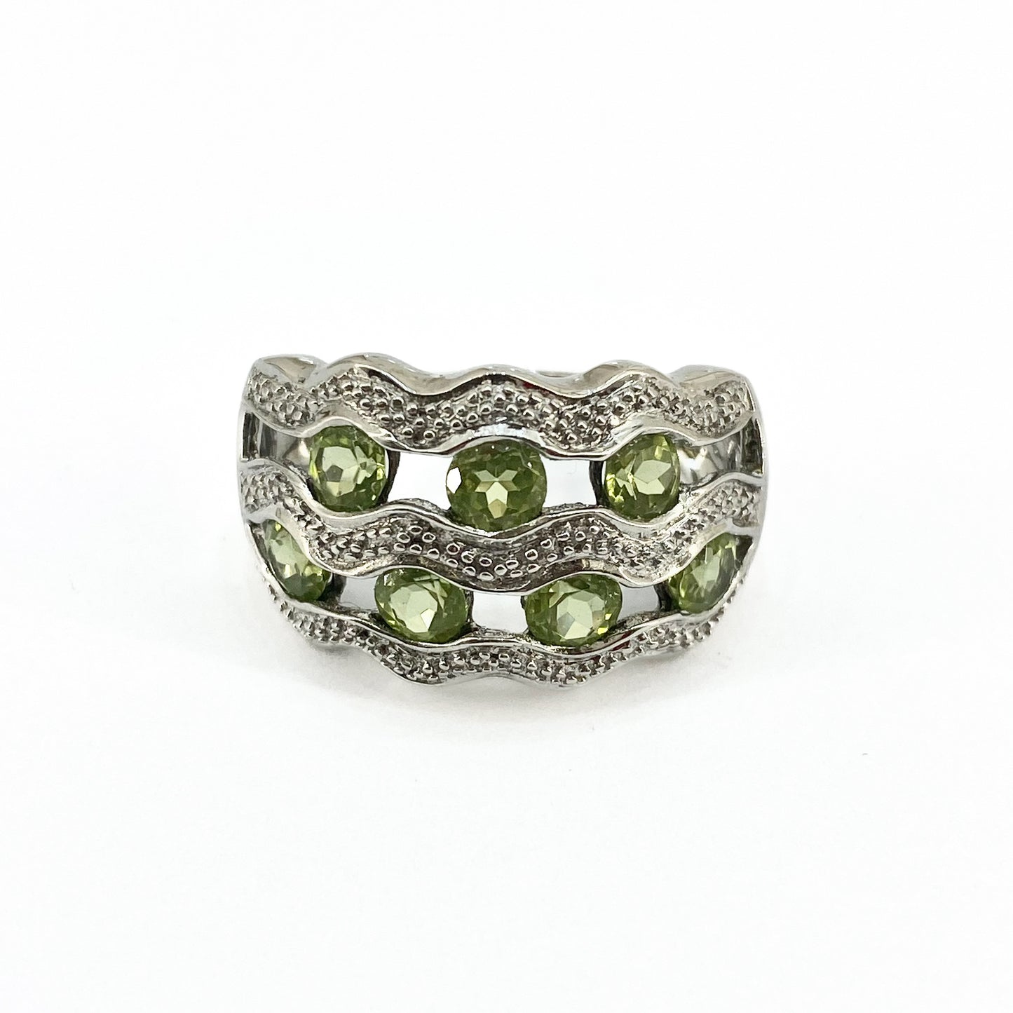 9ct White Gold Peridots Set Ring Pre Loved