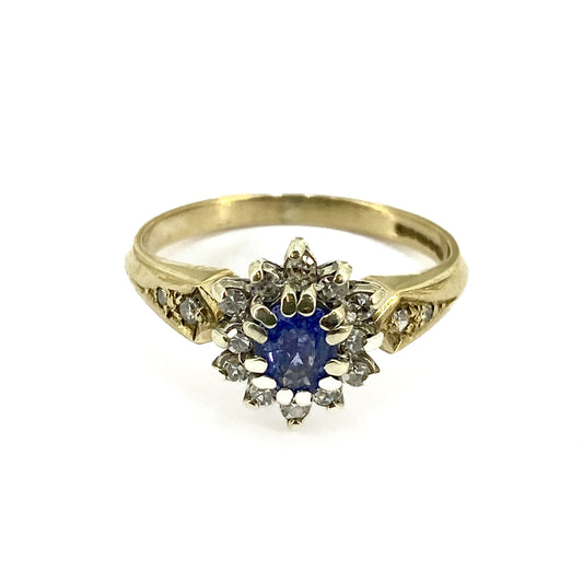9ct Yellow Gold Sapphire and Diamonds Cluster Ring Pre Loved