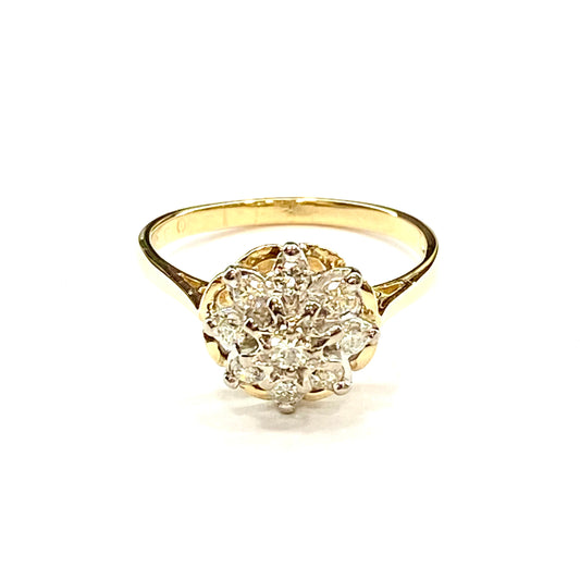 18ct Yellow Gold Diamond Cluster Ring Pre Loved