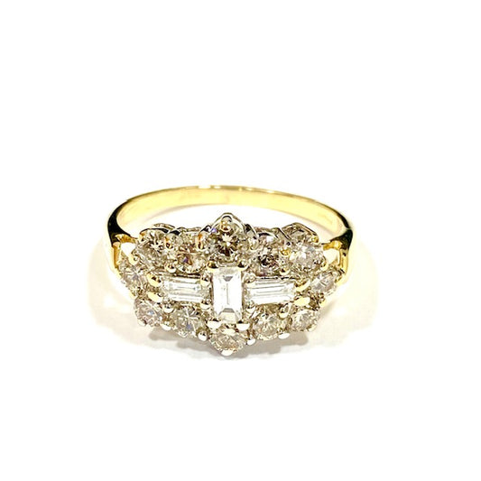 18ct gold 2ct Diamond Fancy Cluster Pre-loved Ring