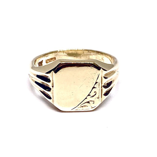 9ct gold  Gents Signet  Ring Pre-Loved With Pattern Engraved top