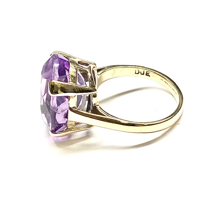 9ct Yellow Gold Amethyst Ring Pre Loved