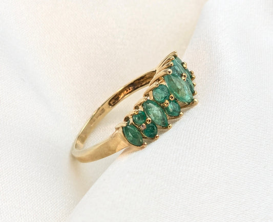 9ct Yellow Gold Emerald Set Ring Preloved