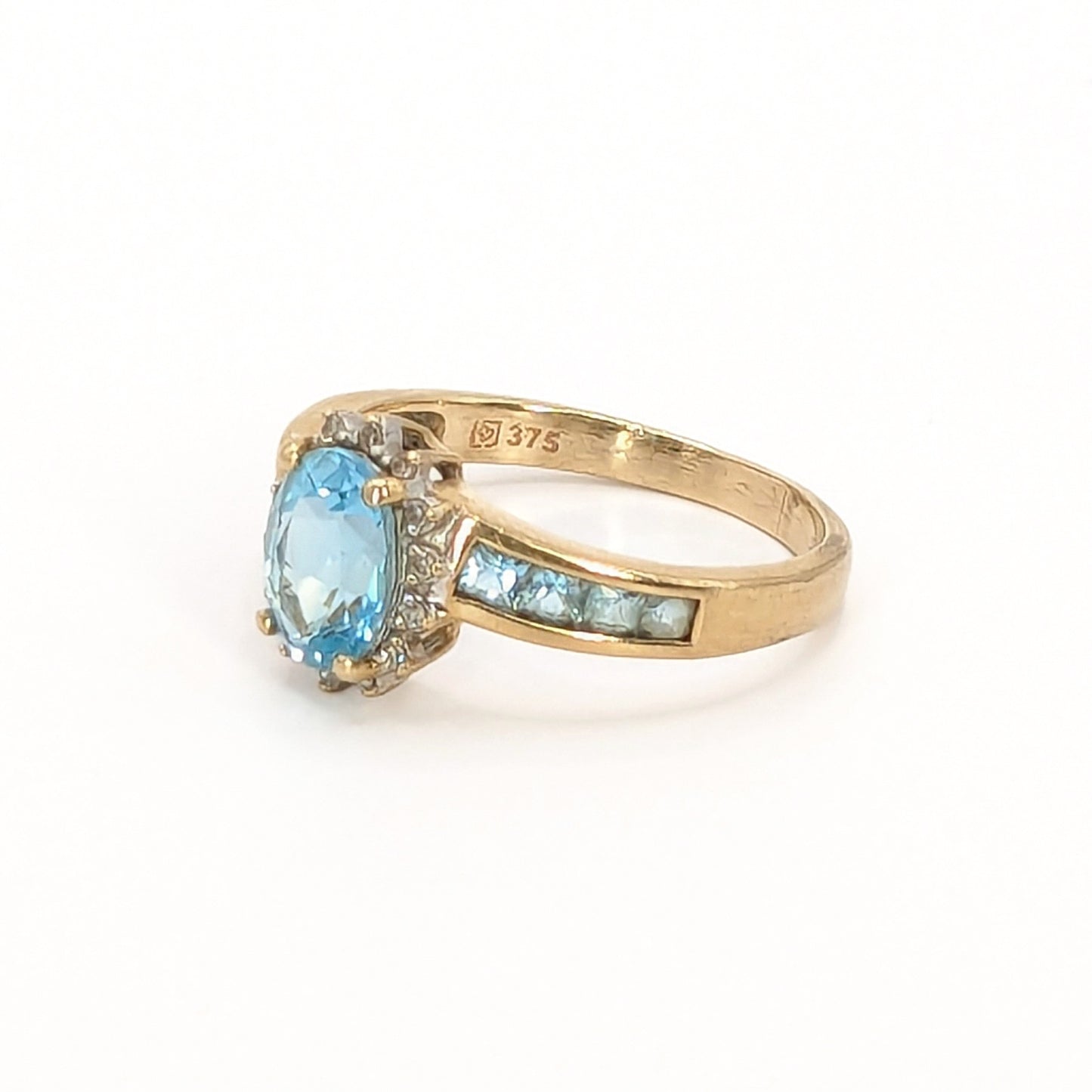 9ct Yellow Gold Blue Topaz and Diamonds Cluster Ring Pre Loved