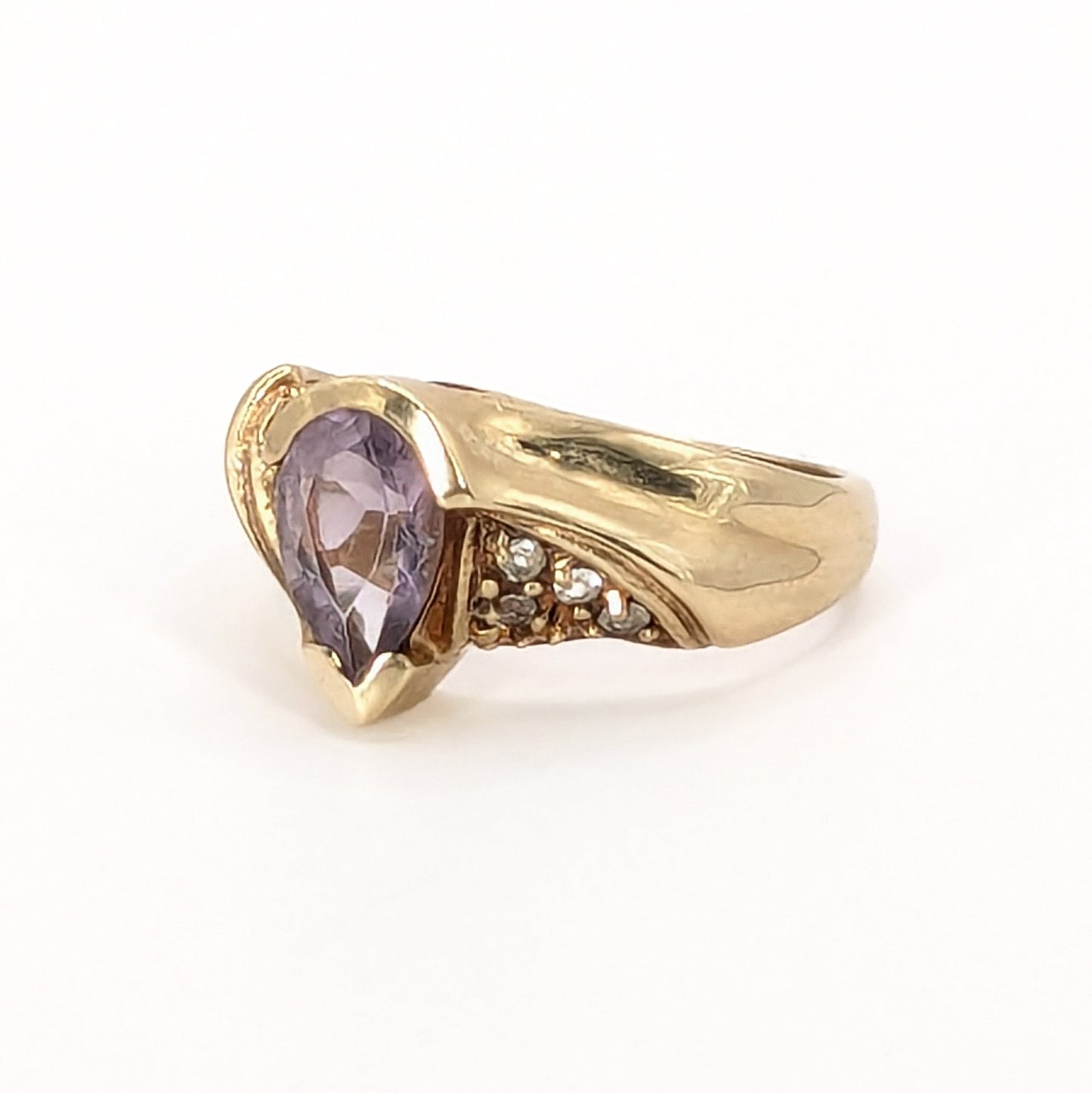 9ct Yellow Gold Amethyst Set Ring Pre Loved