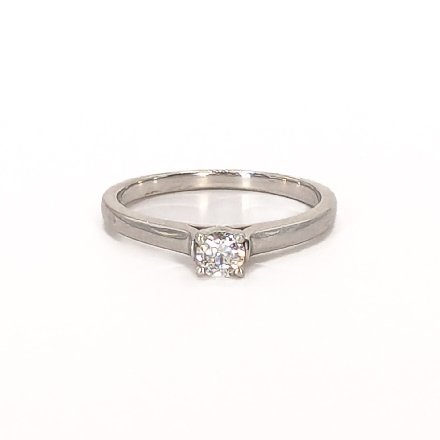9ct White Gold Diamond Solitaire Set Ring