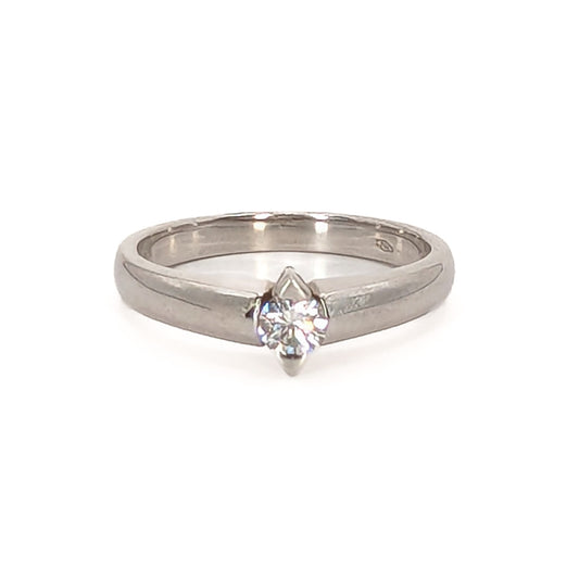 18ct White Gold Diamond Solitaire Ring