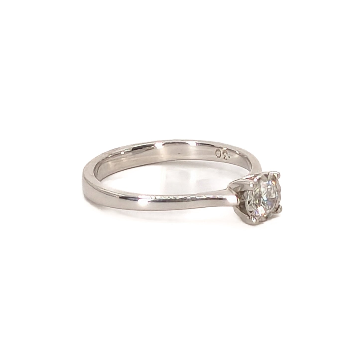 9ct White Gold Diamond Solitaire Ring with Starlight Setting Ring